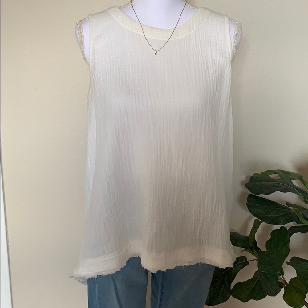 Off white tank - Picture 4 of 7